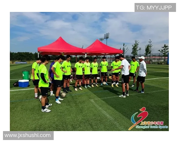 个性化足球服订做服务打造专属球队风采提升团队凝聚力与战斗力